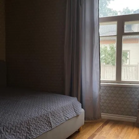Apartman Rueuetli 1 - Sea View In Old Town