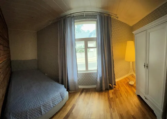 Rueuetli 1 - Sea View In Old Town شقة هابسالو